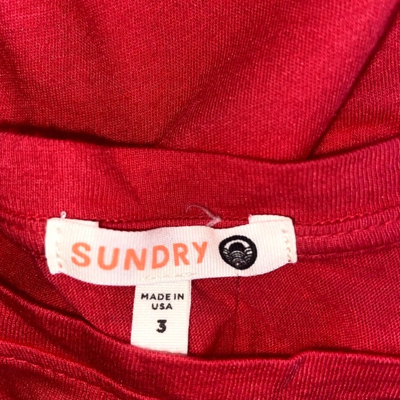 Sundry Long Sleeves T-Shirt Top Hibiscus Color Size 3 Large NEW - Picture 3 of 5